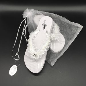 נעלי אצבע למקווה - נעלי אצבע למקווה תחרה עם אבן | יודאיקה הכל בקודש