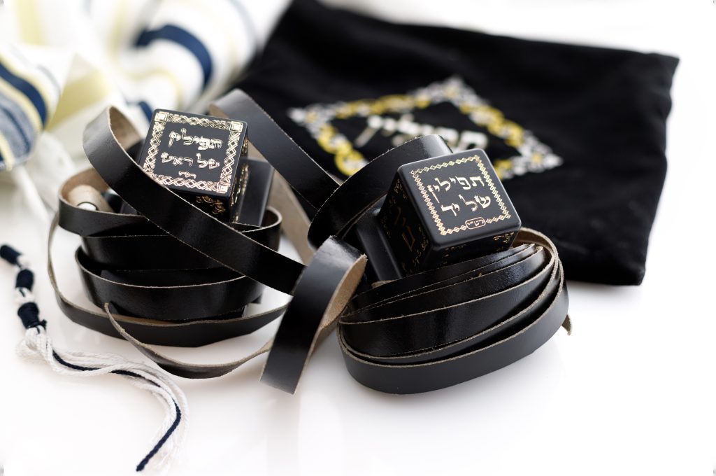 סדר הנחת תפילין